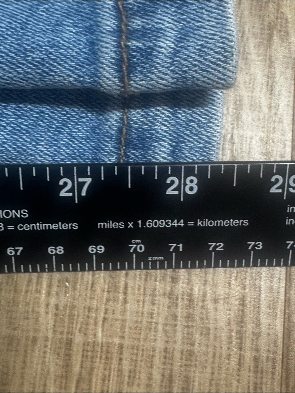 Risen Wide Leg Snap Hem Jeans NWT Light Wash High Rise Size 7/28 - Picture 7 of 10